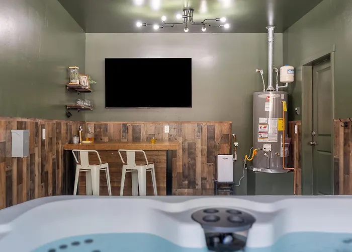 Retreat Hot Tub